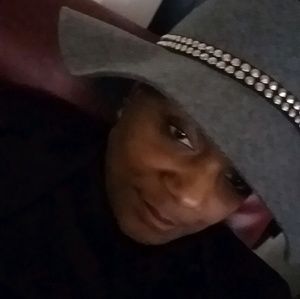 Meet your Posher, Mytoi-a